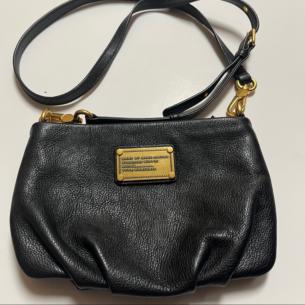 Marc By Marc Jacobs black leather crossbody designer handbag new condition